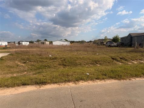 757 Road 57071 Cleveland TX 77327