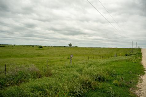 1716 B County Road 469 Coupland TX 78615