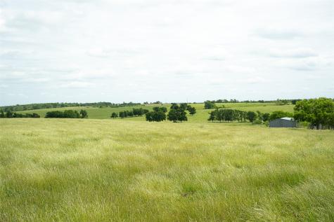1716 B County Road 469 Coupland TX 78615