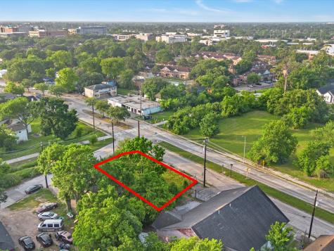 3129 Alabama Street Houston TX 77004