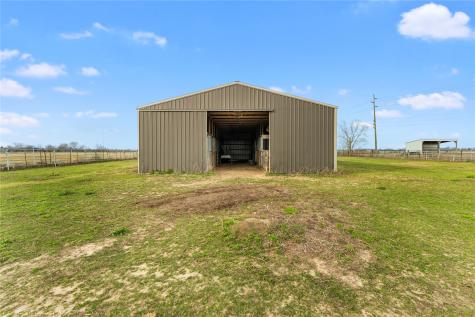 311 County Road 18 Damon TX 77430