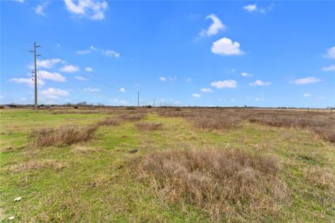 311 County Road 18 Damon TX 77430