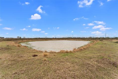 311 County Road 18 Damon TX 77430