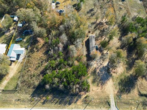 672 County Road 5017 Cleveland TX 77327