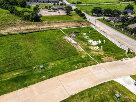 2439 Oak Hollow Lane Brenham TX 77833
