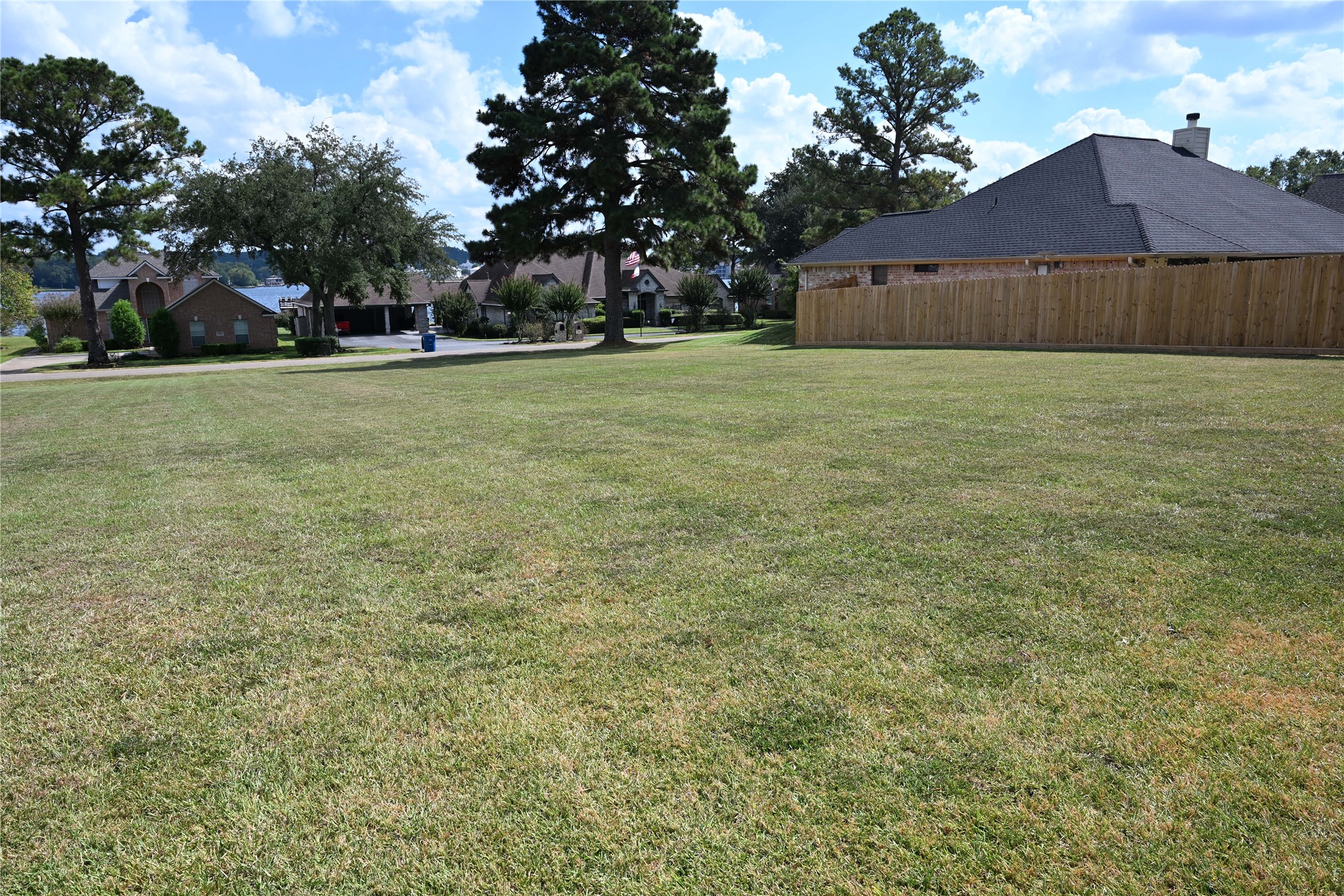 00 East Shore Drive Willis TX 77318