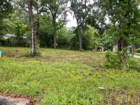 5682 N Us Highway 59 Livingston TX 77351