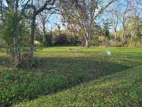 0 W Lobbit Street Alvin TX 77511