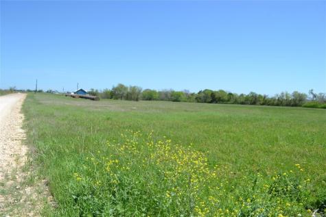 5568 Bleiblerville Road Bleiblerville TX 78931