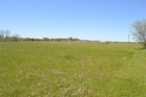 5568 Bleiblerville Road Bleiblerville TX 78931