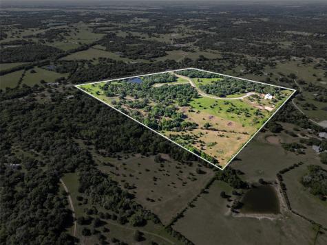 103 Woodland Meadows Lane La Grange TX 78945