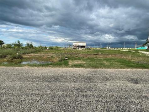 2113 Cr 299 Heron Road Sargent TX 77414