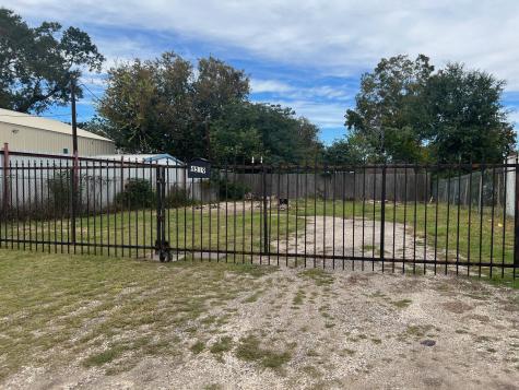 4519 Reed Road Houston TX 77051