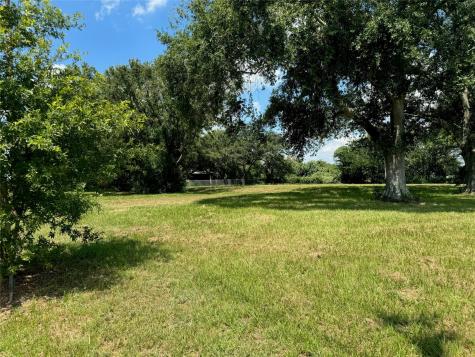 12010 Cloudt Road Needville TX 77461