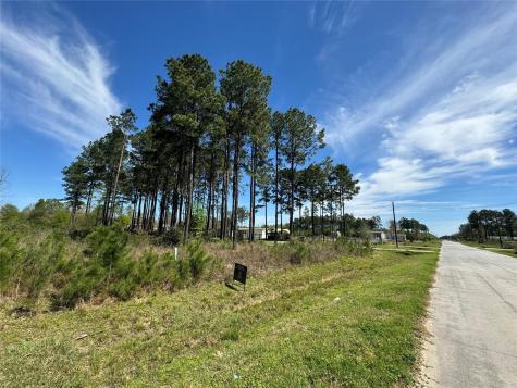 1536 Road 5007 Cleveland TX 77327
