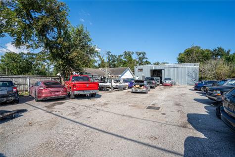 8928 Homestead Road Houston TX 77016