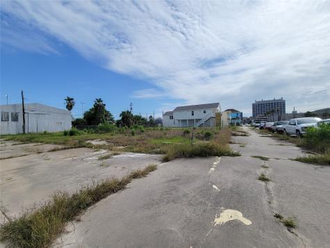 1424 Strand Street Galveston TX 77550