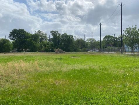 2295 Harrington Street Houston TX 77026
