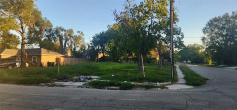 5802 Westover Street Houston TX 77033