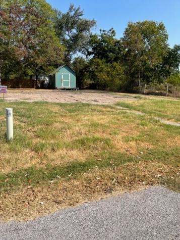 610 W Magnolia Street Madisonville TX 77864