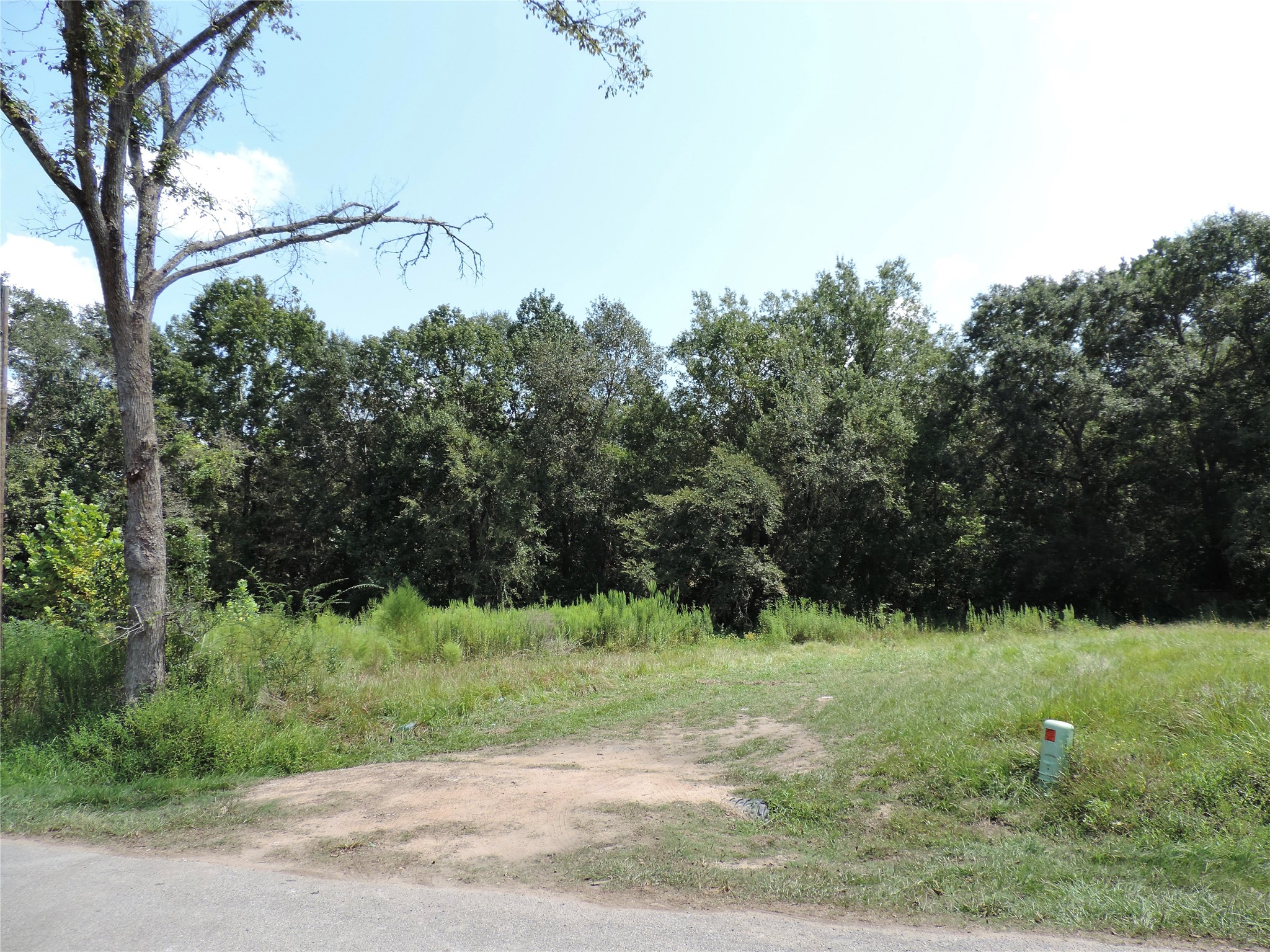 2014 Center Avenue Cleveland TX 77327