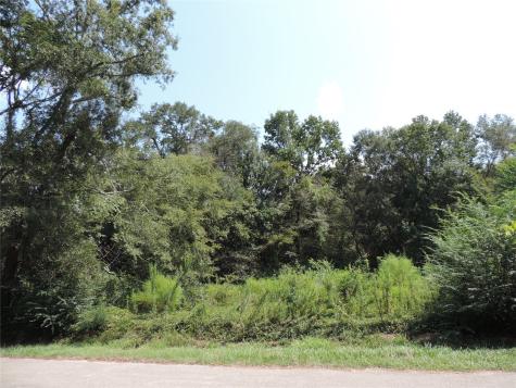2014 Center Avenue Cleveland TX 77327