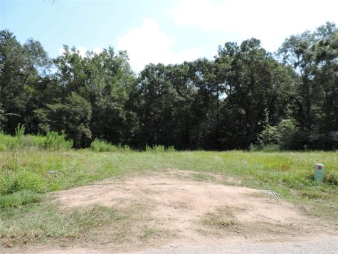 2014 Center Avenue Cleveland TX 77327