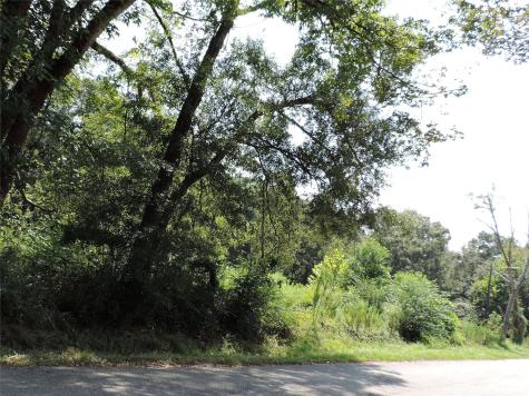 2014 Center Avenue Cleveland TX 77327