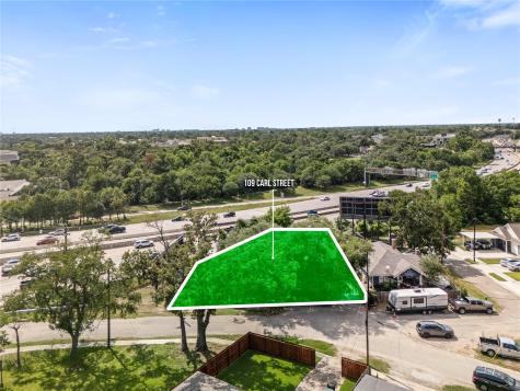 109 Carl Street Houston TX 77009