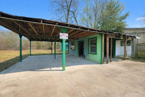 274 County Road 3945 Colmesneil TX 75938