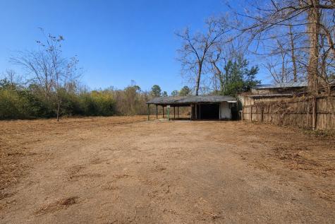 274 County Road 3945 Colmesneil TX 75938