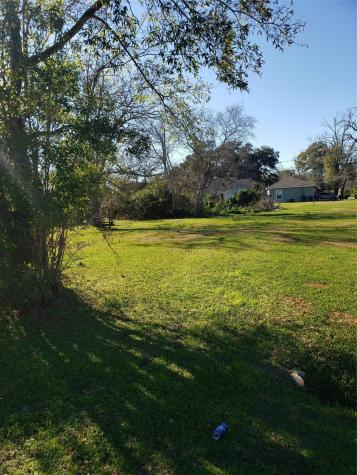 1130 Houston Street Beaumont TX 77701