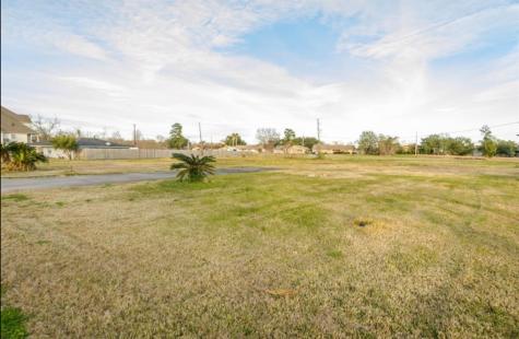 523 S Burnett Drive Baytown TX 77520