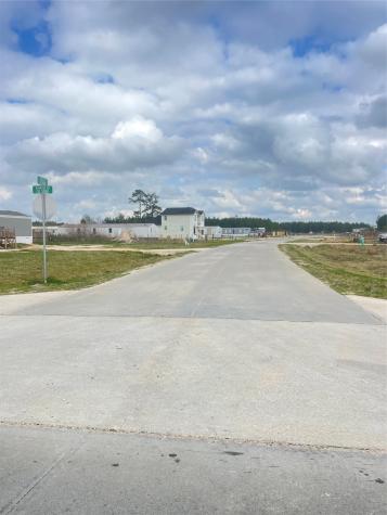104 Road 5610 Cleveland TX 77327