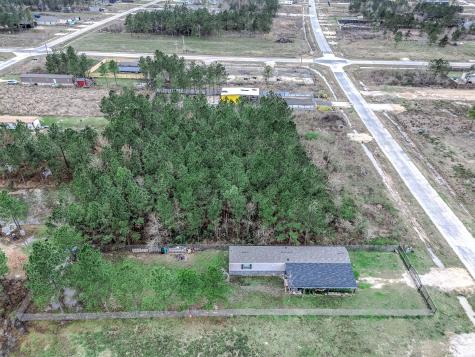 460 Road 5510 Cleveland TX 77327