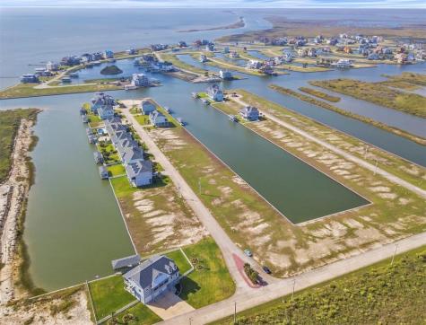 62 Water Key Hitchcock TX 77563