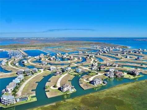 62 Water Key Hitchcock TX 77563