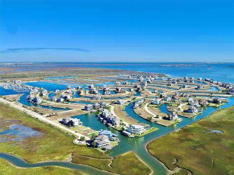62 Water Key Hitchcock TX 77563