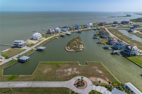 62 Water Key Hitchcock TX 77563
