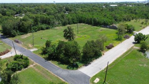 312 Natchez Street Baytown TX 77520