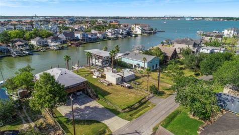 2130 Cove Park Drive Kemah TX 77565