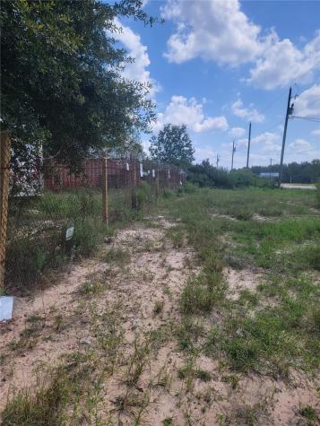 1141 County Road 3556 Cleveland TX 77327