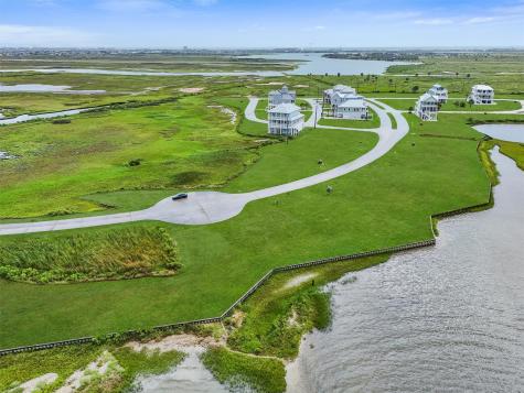 1633 Osprey Court Galveston TX 77554