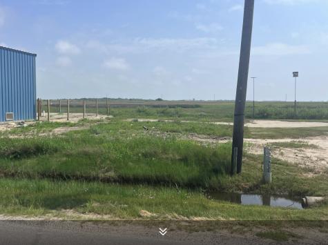1240 E E Canal Drive Crystal Beach TX 77650