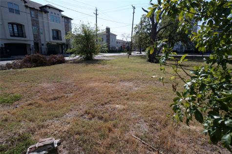 4600 Maxie Houston TX 77007