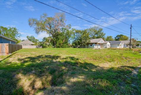 4607 Larkspur Street Houston TX 77051