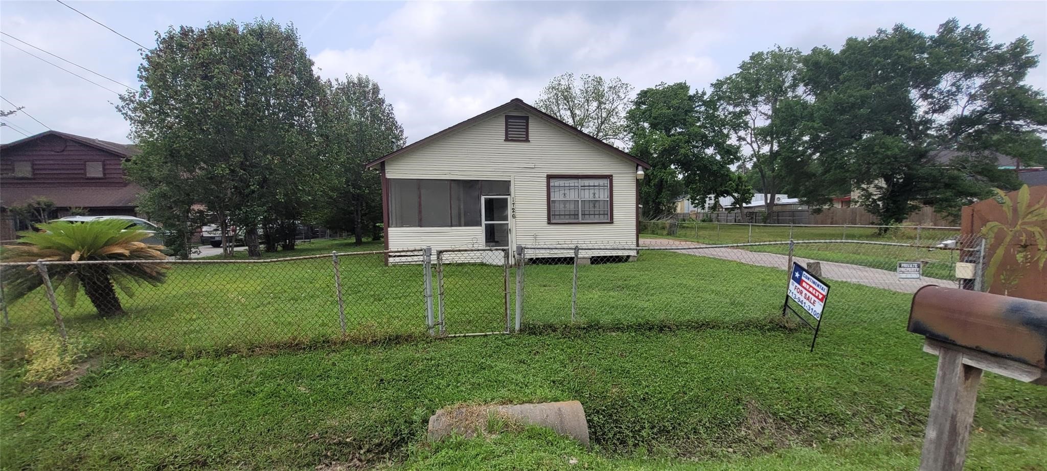 1726 Paul Quinn Street Houston TX 77091