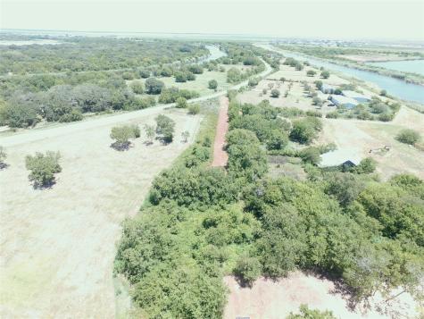0 Johnson Drive Oyster Creek TX 77541