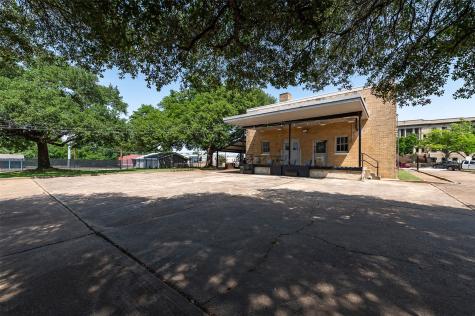 102 W Fox Street Caldwell TX 77836