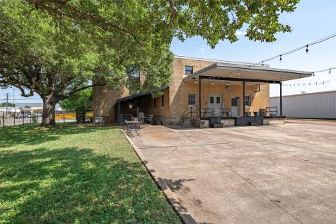 102 W Fox Street Caldwell TX 77836